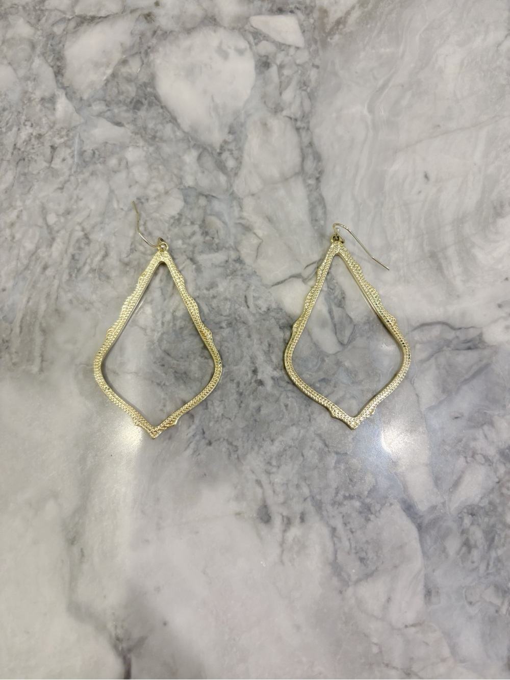 Kendra Scott Gold Teardrop Dangle Earrings